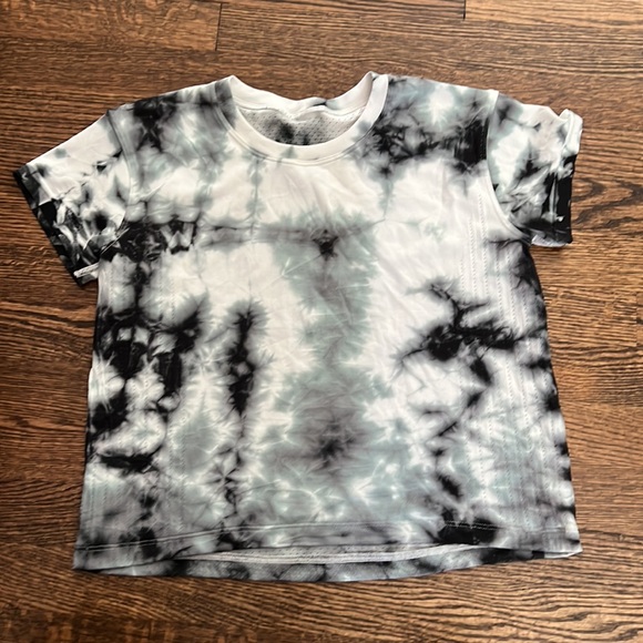 Lululemon Train to Be Short Sleeve *Shibori - Picture 3 of 5